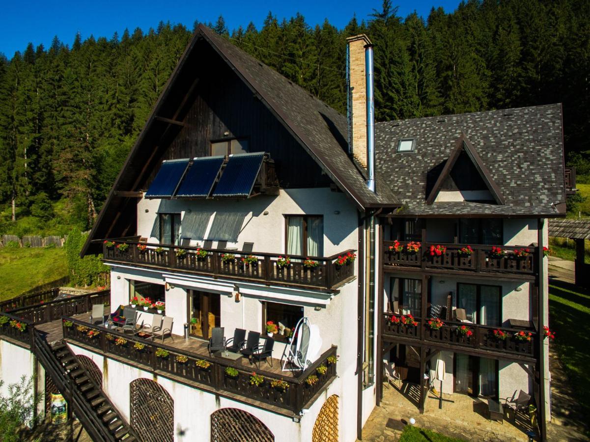 Bucovina Lodge Pension Вама Екстериор снимка