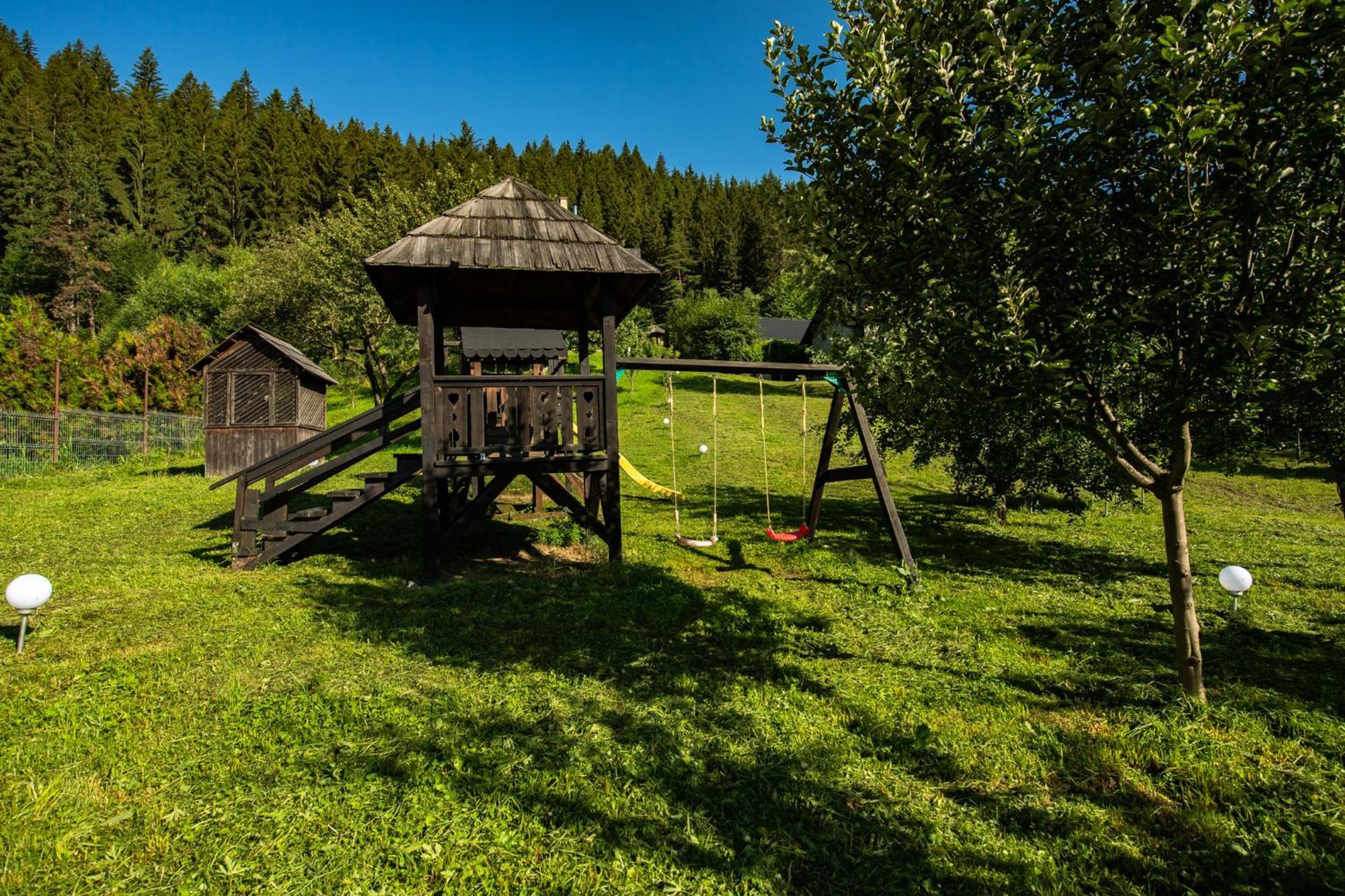Bucovina Lodge Pension Вама Екстериор снимка