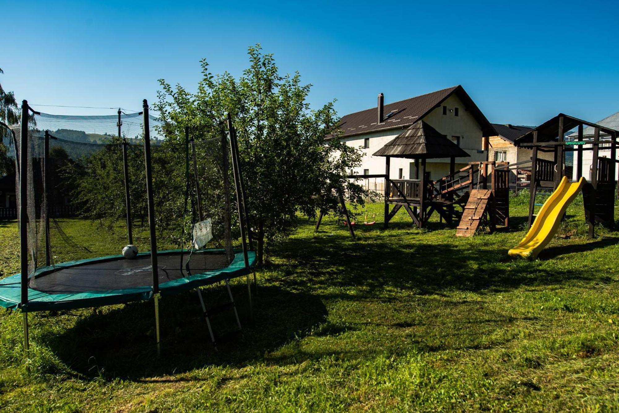 Bucovina Lodge Pension Вама Екстериор снимка