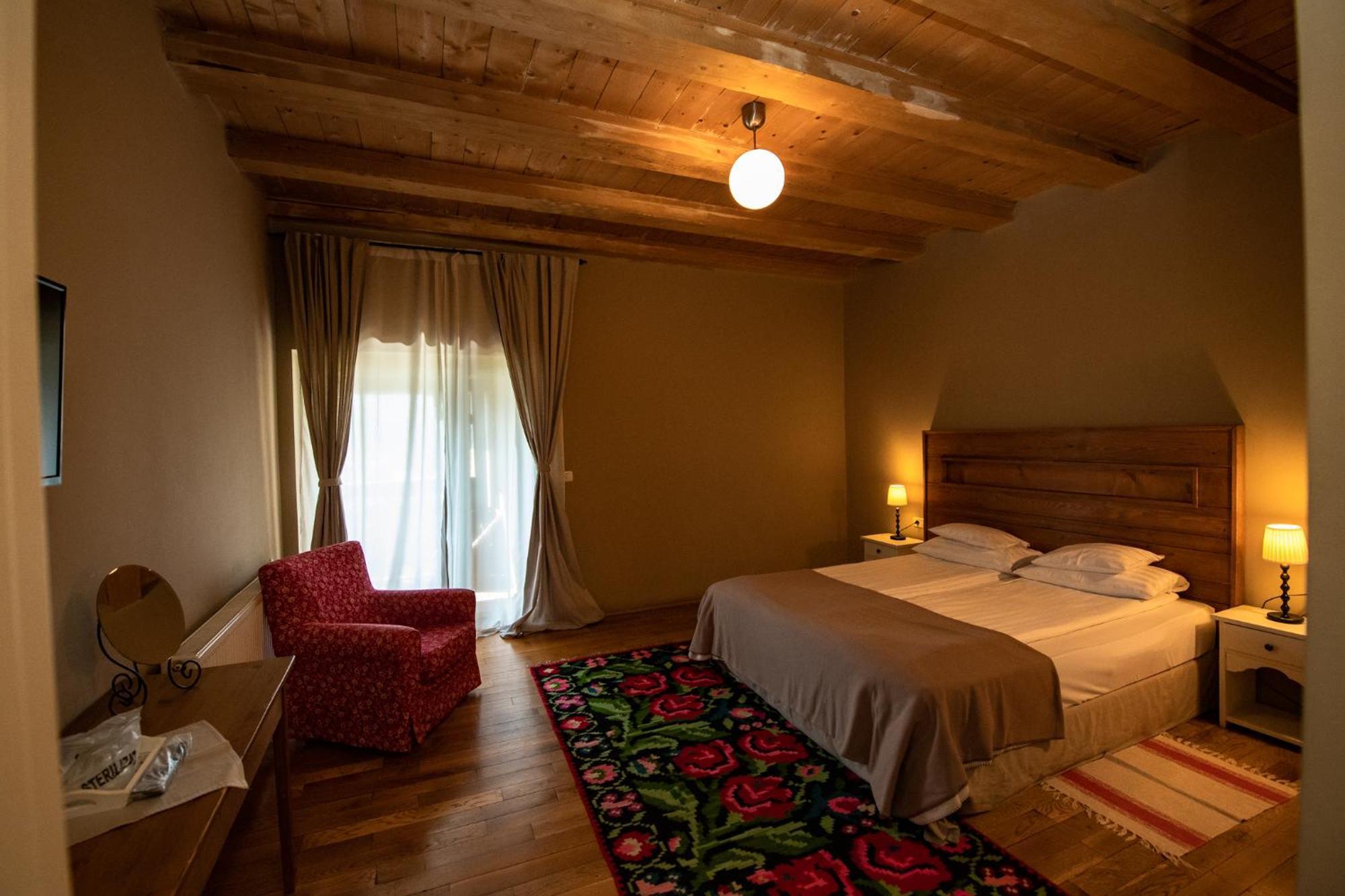 Bucovina Lodge Pension Вама Екстериор снимка