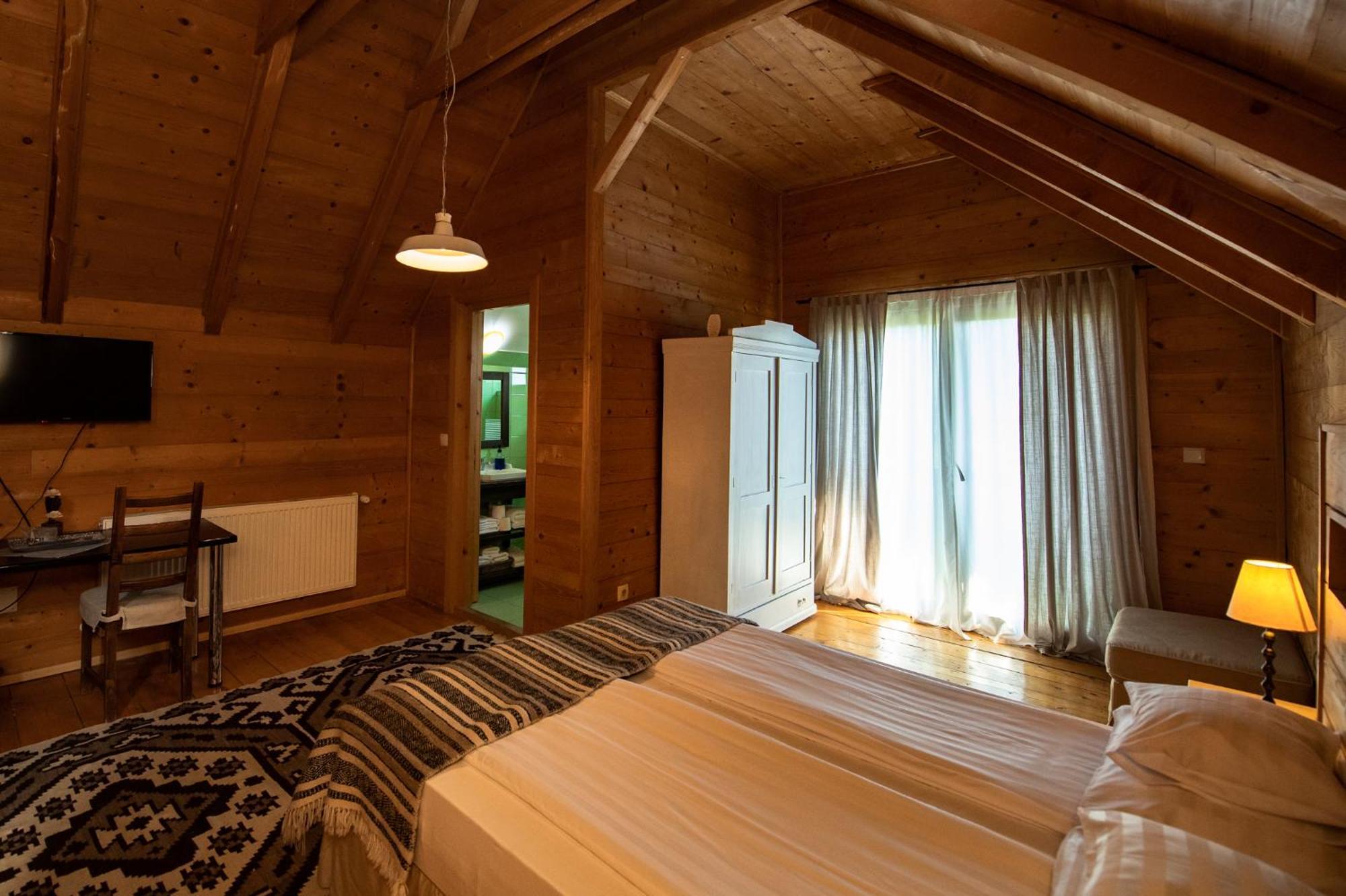 Bucovina Lodge Pension Вама Екстериор снимка